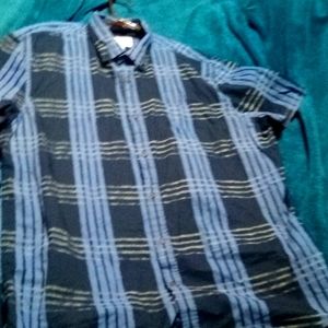 Men's St. John's Bay button down shirt.